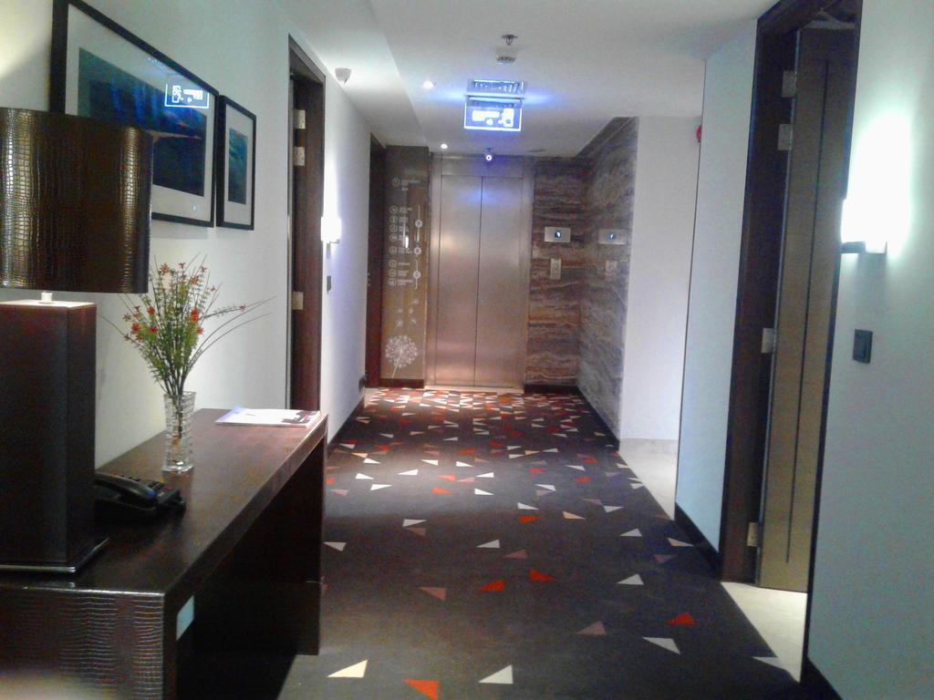 เดอะ เวย์ ดากา Hotel ธากา ภายนอก รูปภาพ